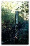 1Trailssign.jpg (71814 Byte)
